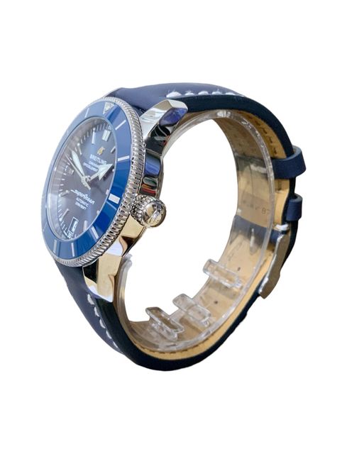 Breitling SuperOcean Heritage B20 Automatic 42 AB2010 Image 2